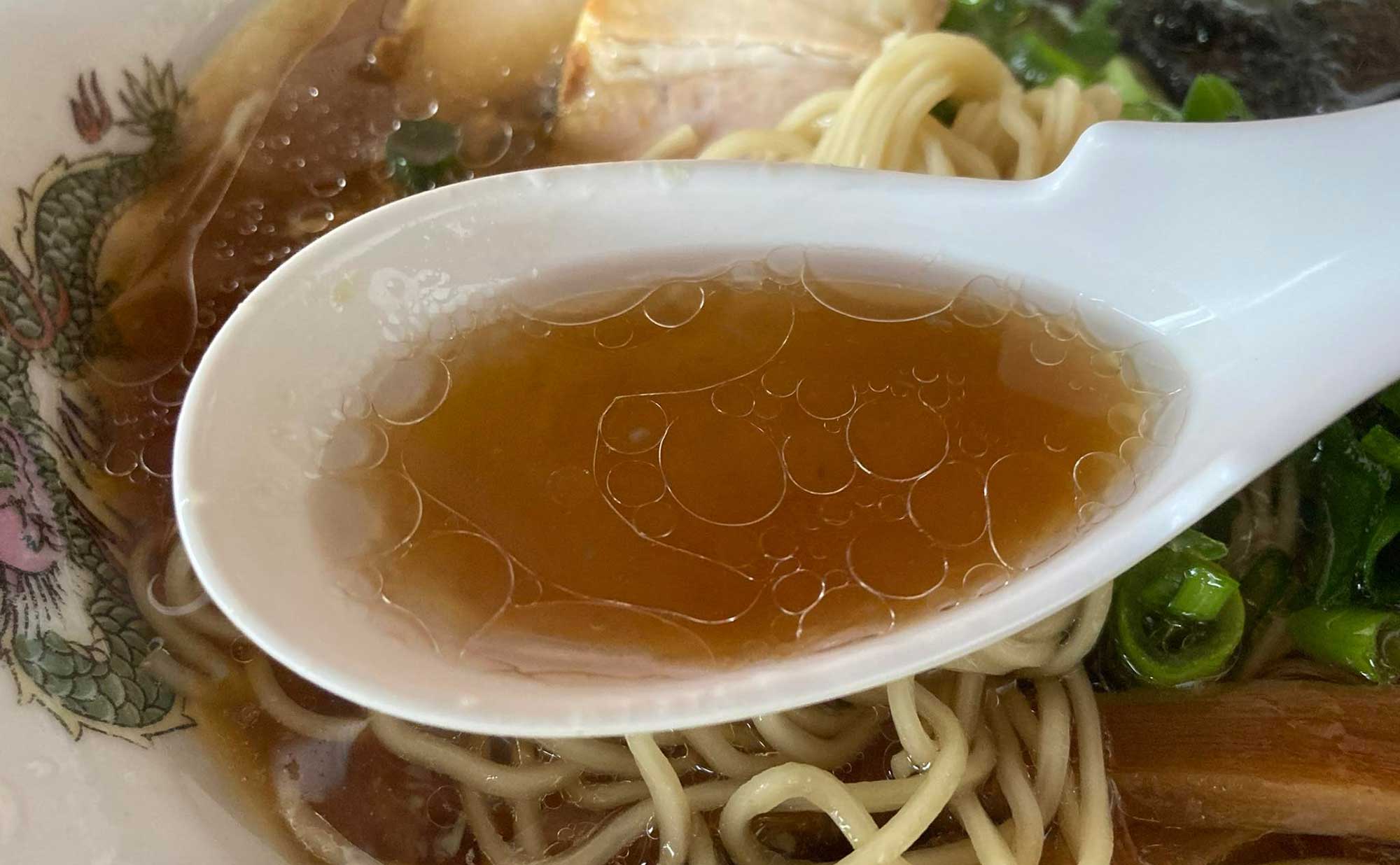 沼津　ラーメン「春来軒」(Shunraiken)　スープ